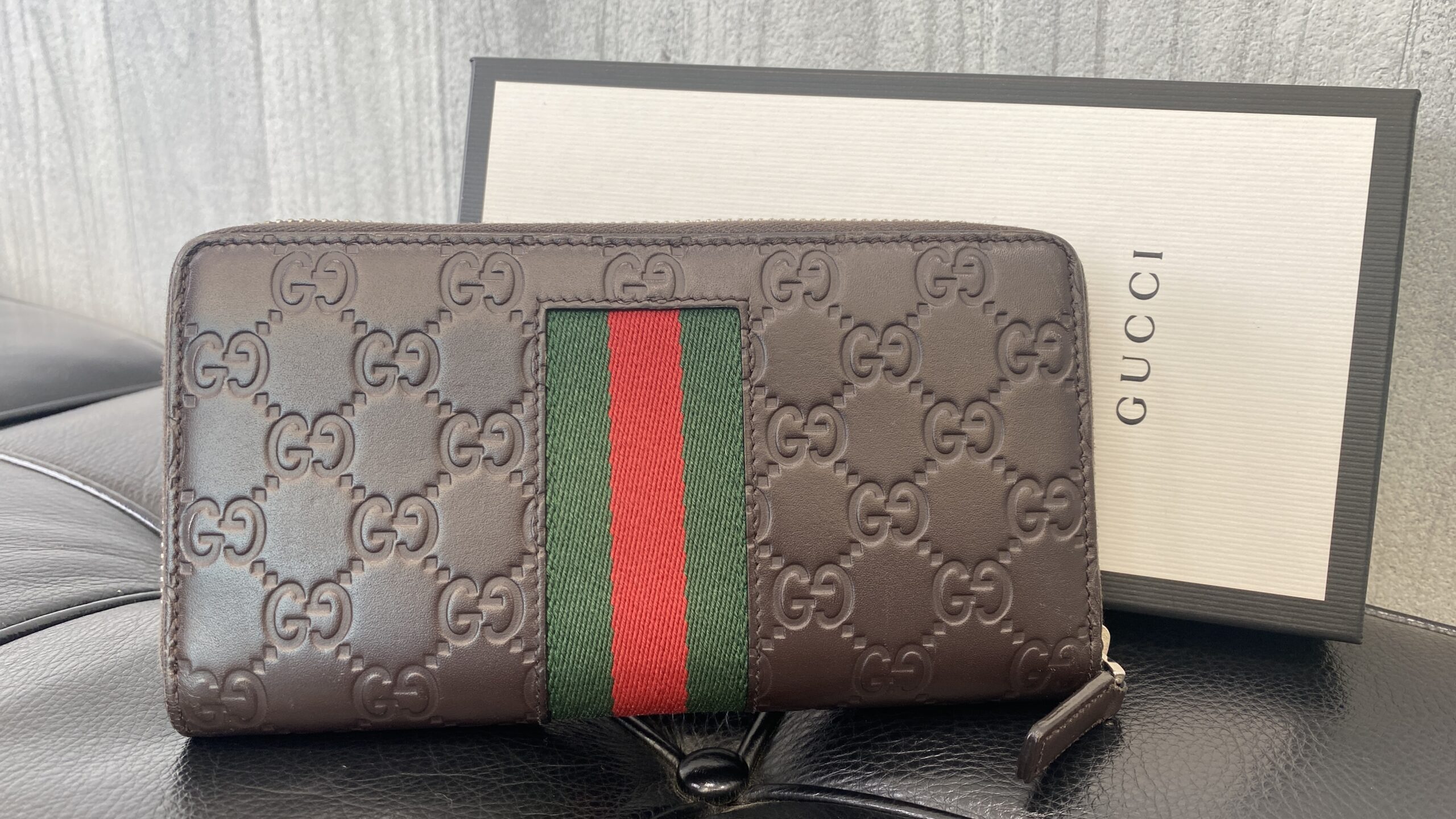 GUCCIの長財布