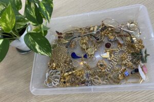 金メッキ、アクセサリー、大量