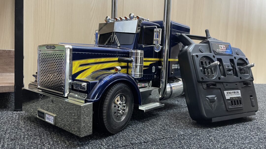 タミヤのラジコン( 1/14RC電動RCビッグトラックシリーズ トレーラーヘッド グランドハウラー フルオペレーション )