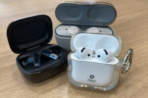 SonyとAirPods4とJBLのワイヤレスイヤホン